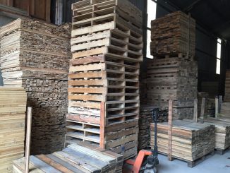 Pallet gỗ tự nhiên